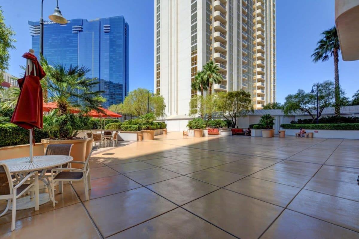 Mgm Signature-04-707 Strip View Balcony Studio Λας Βέγκας Εξωτερικό φωτογραφία
